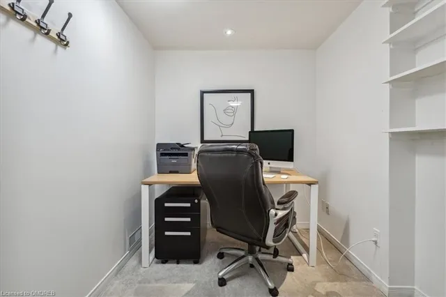 Additional image 23 of 222 Alscot Cres