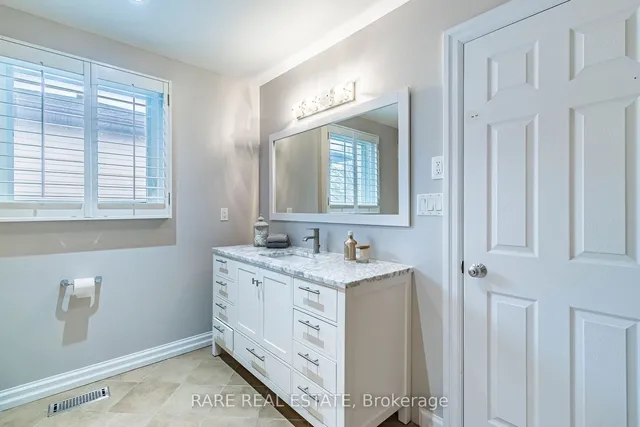 Additional image 23 of 2446 Overton Dr