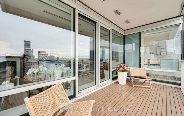 Additional image 31 of 180 University Ave Unit 3206