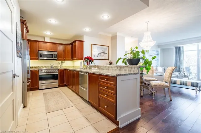 Additional image 9 of 1477 Lakeshore Rd Unit 304