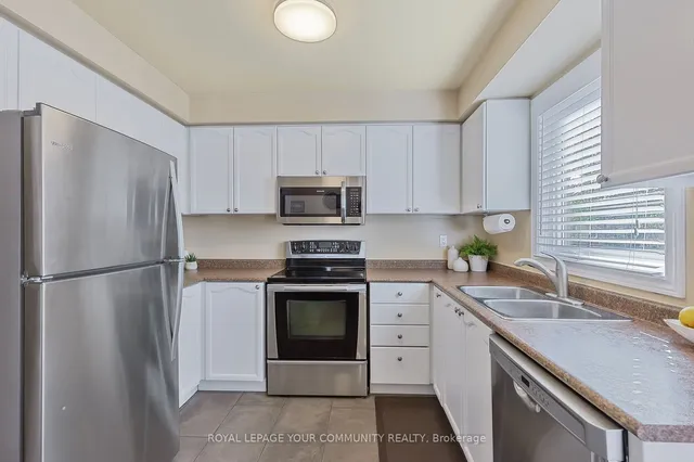 Additional image 8 of 1177 Ewing Cres