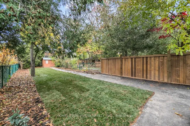 Additional image 38 of 690 Merton St