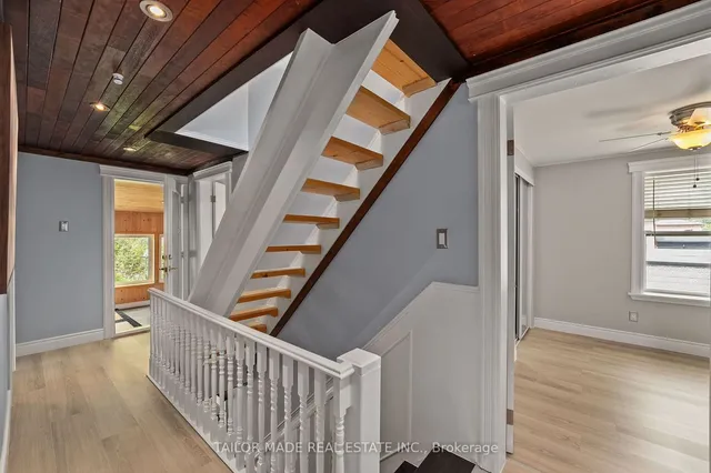 Additional image 25 of 42 Centre St