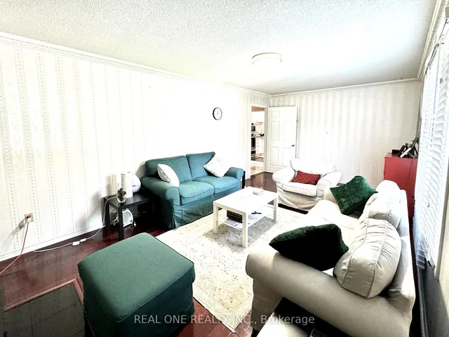 Additional image 14 of 403 Glenashton Dr