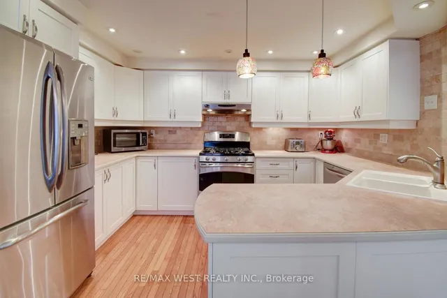 Additional image 14 of 2145 Country Club Dr Unit 6