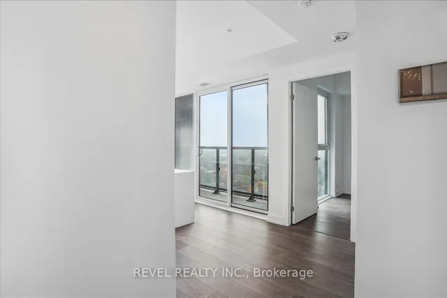 Additional image 8 of 370 Martha St Unit 1910