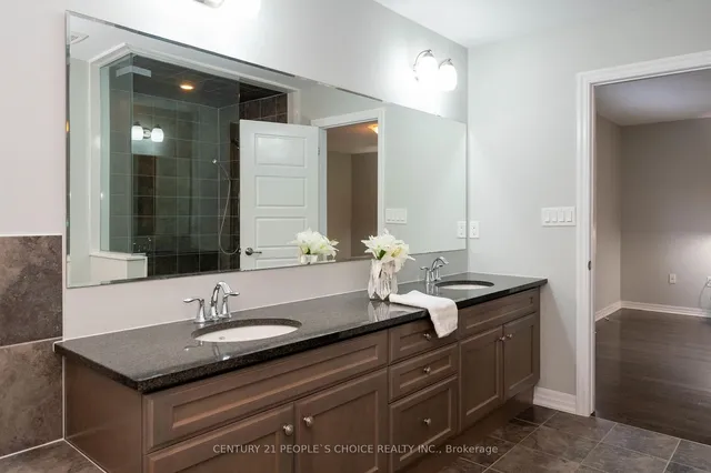 Additional image 18 of 381 Dahlia Tr