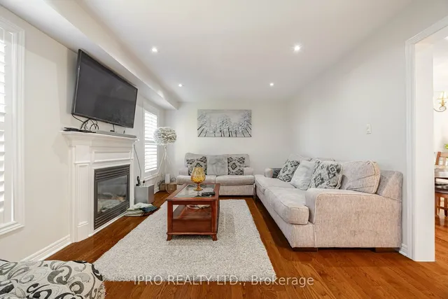 Additional image 11 of 49 Australia Dr