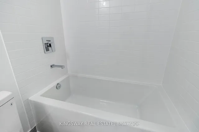 Additional image 35 of 2485 Taunton Rd Unit 346