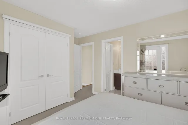 Additional image 17 of 46 Kayak Hts