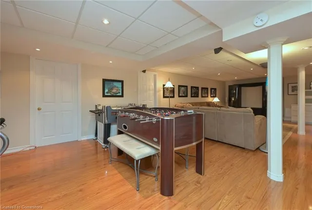 Additional image 30 of 14 Penrose Crt