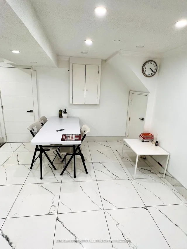 Additional image 32 of 7247 Sigsbee Dr