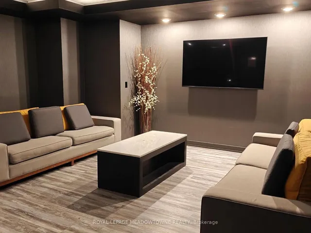 Additional image 35 of 10 Capreol Crt Unit 305