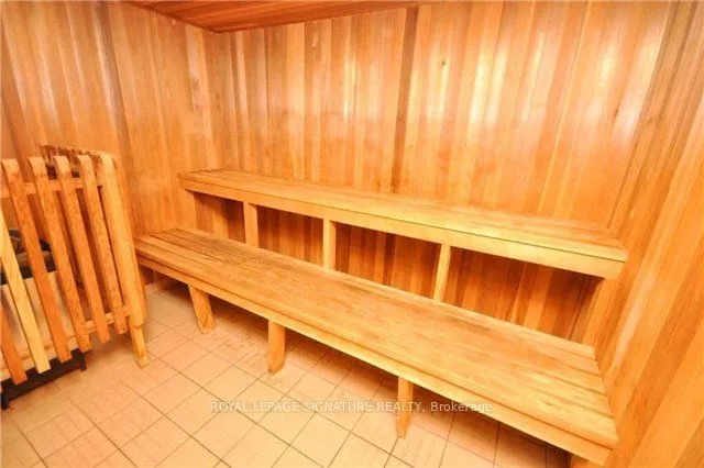 Additional image 23 of 3700 Kaneff Cres Unit 2007