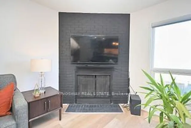 Additional image 9 of 4659 Full Moon Circ