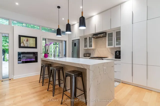 Additional image 6 of 5071 Spruce Ave