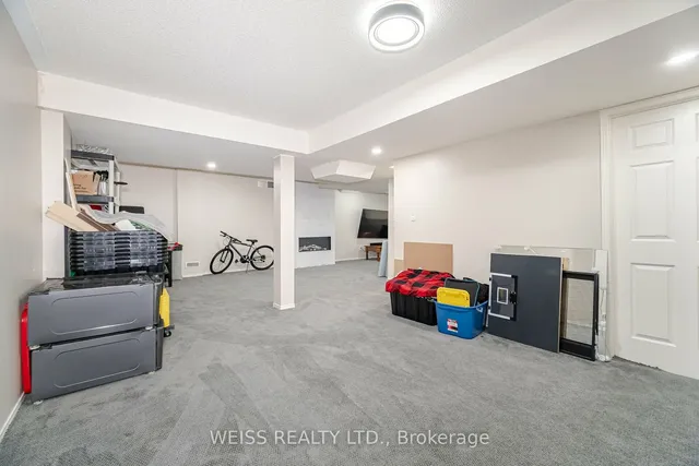 Additional image 30 of 15 Cookview Dr