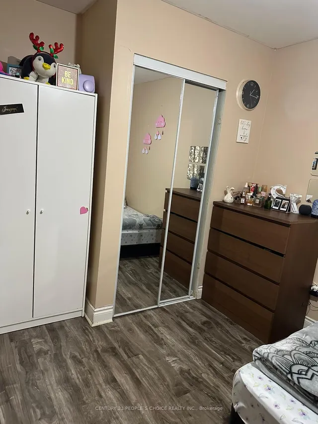 Additional image 21 of 7560 Goreway Dr Unit 24