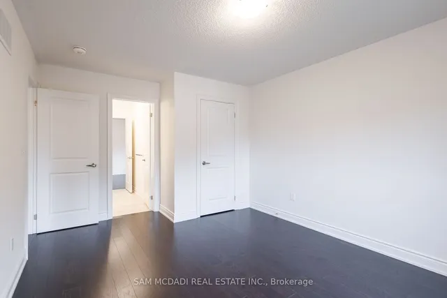 Additional image 27 of 58 Workgreen Park Way