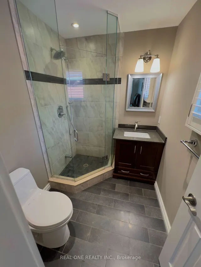 Additional image 25 of 2046 Pineview Dr