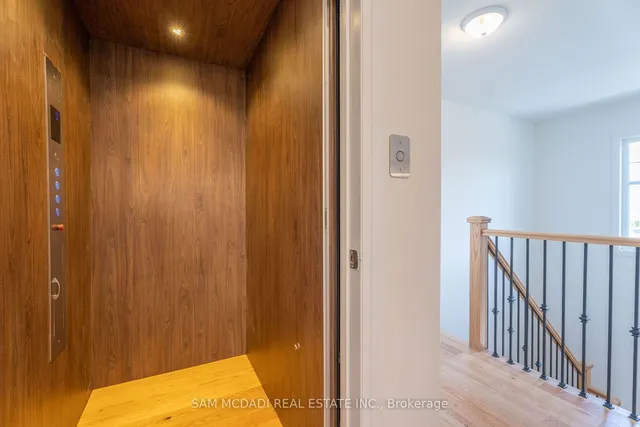 Additional image 19 of 2159 Royal Gala Circ