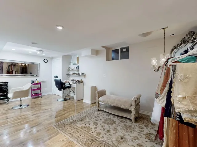 Additional image 31 of 5472 Hurst Crt