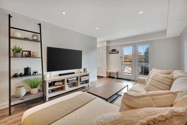 Additional image 13 of 2563 Sixth Line Unit 7