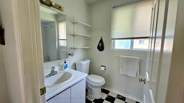 Additional image 22 of 11A NIPISSING Cres