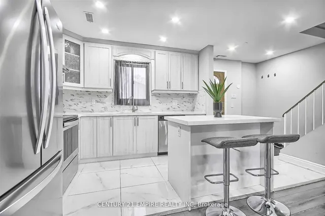 Additional image 7 of 23 Hector Crt