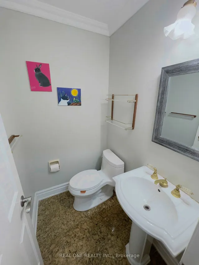 Additional image 15 of 2046 Pineview Dr