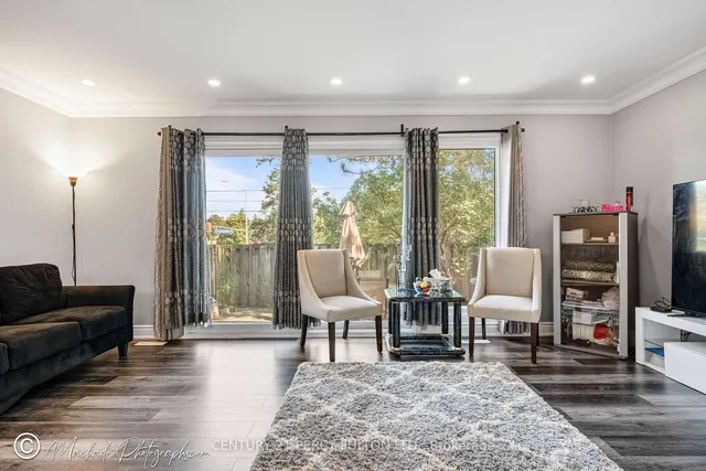 Additional image 18 of 59 Kenninghall Blvd Unit 2