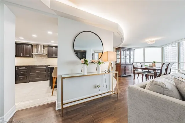 Additional image 5 of 45 Kingsbridge Garden Cir Unit 1502