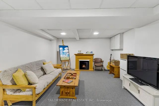 Additional image 28 of 10 Shelbourne Crt