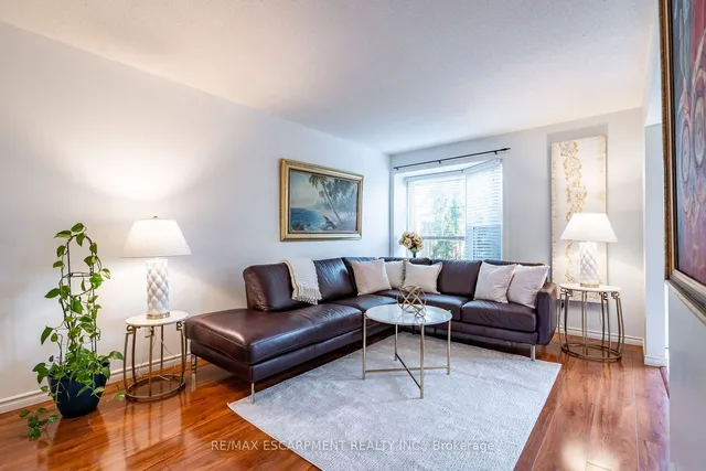 Additional image 7 of 2185 Fairchild Blvd Unit 27