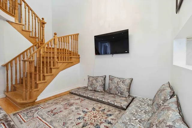 Additional image 10 of 1230 Prestonwood Cres