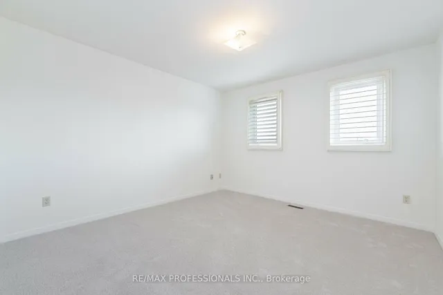 Additional image 22 of 141 Kingsbridge Garden Circ