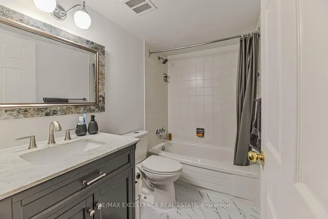 Additional image 25 of 5 Lisa St Unit 1002