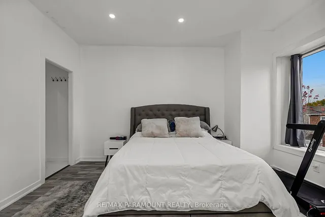 Additional image 34 of 121 Mulock Ave