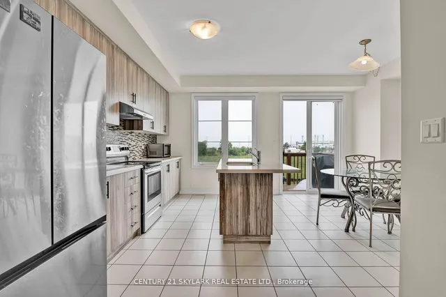 Additional image 12 of 15 Bretlon St