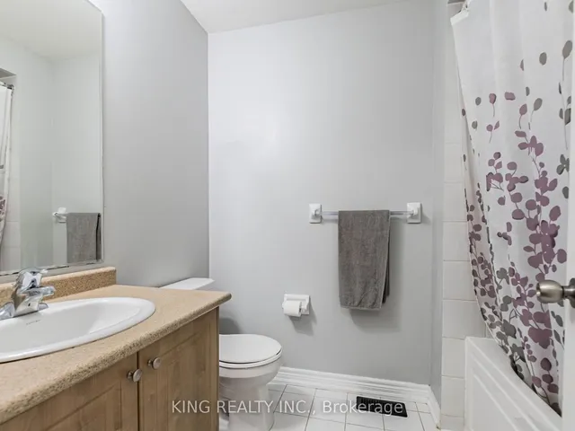 Additional image 30 of 40 Saint Dennis Rd