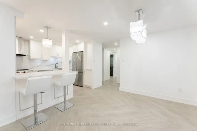 Additional image 8 of 1300 Mississauga Valley Blvd Unit 1206