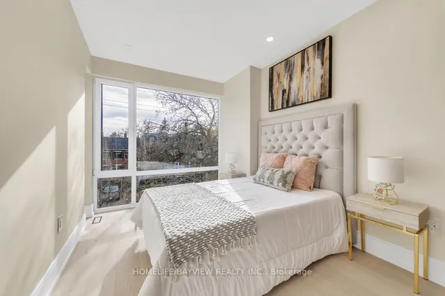 Additional image 28 of 690 Merton St