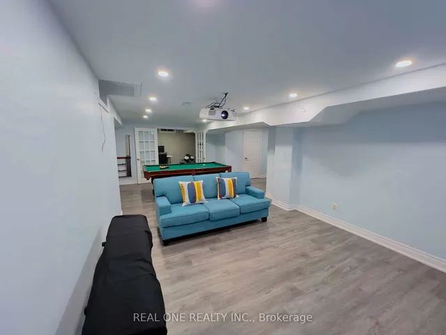 Additional image 36 of 2046 Pineview Dr