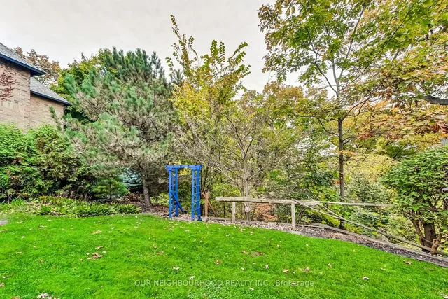 Additional image 33 of 199 Riverside Dr