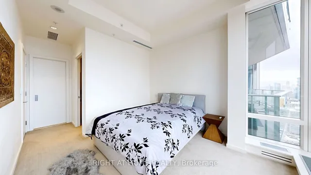 Additional image 15 of 180 University Ave Unit 5607