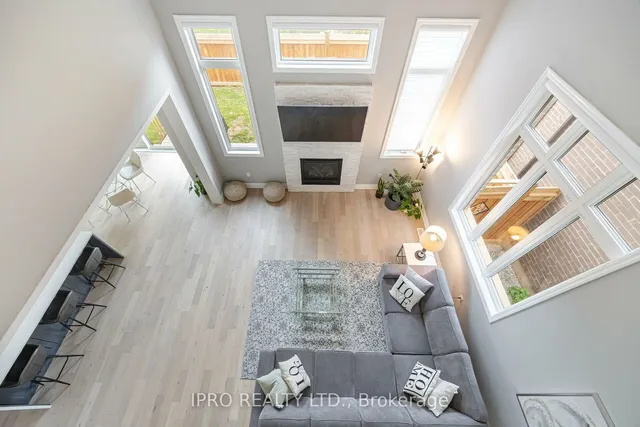 Additional image 8 of 1507 Lakeport Cres