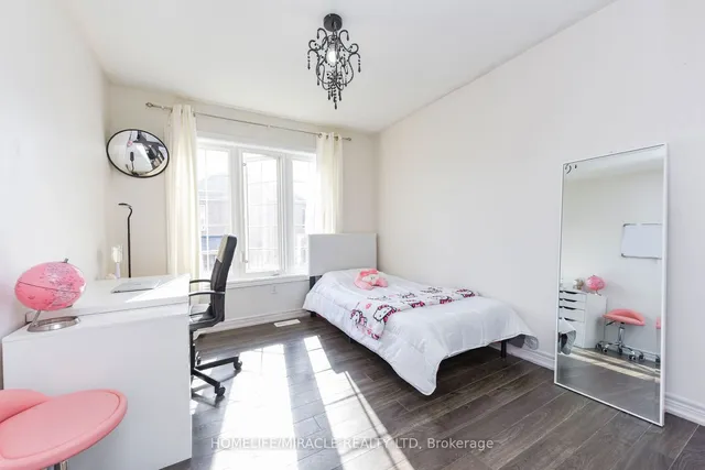 Additional image 33 of 2 October Pl