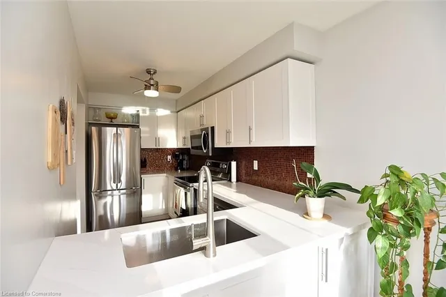 Additional image 7 of 2055 Walkers Line Unit 102