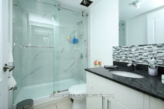 Additional image 18 of 7405 Goreway Dr Unit 501