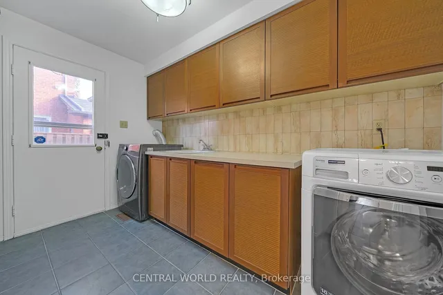 Additional image 14 of 12 Lindhurst St